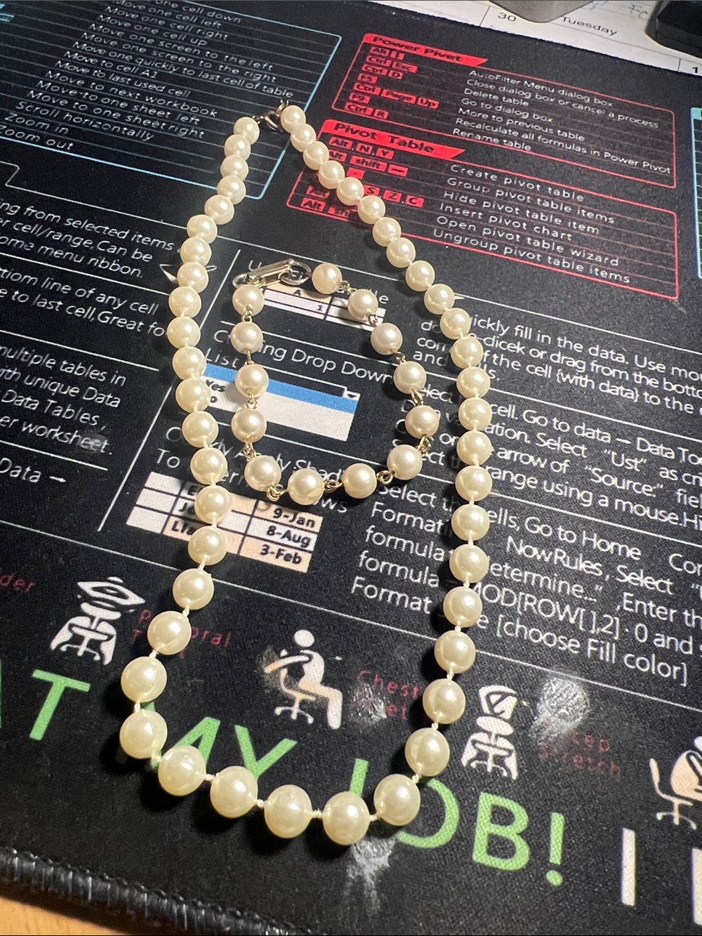 Classic Pearl Necklace and Bracelet Set - Ivory Pearls
